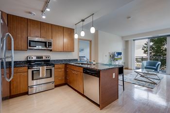 Stainless steel kitchen appliances